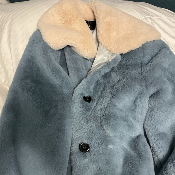 SHACI women’s cropped faux fur collared jacket - Picture 2 of 3